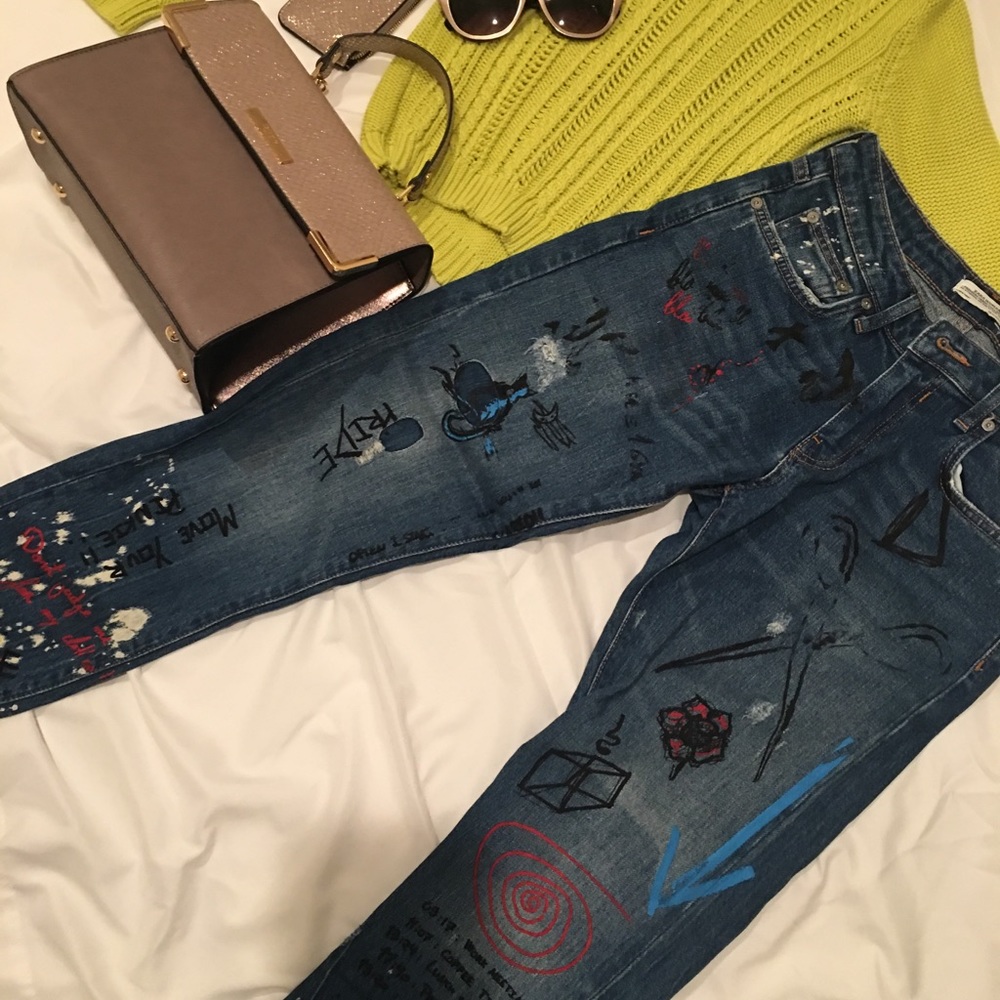 Zara Graffiti Cigarette Pants Denim